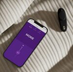 We-Vibe - Moxie+ Clitoris Panty Vibrator Remote & App - Zwart - Afbeelding 4